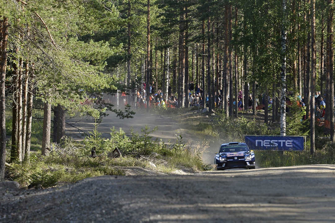 Andreas Mikkelsen (NOR), Anders Jæger (NOR) Volkswagen Polo R WRC (2016) WRC Rally Finland 2016