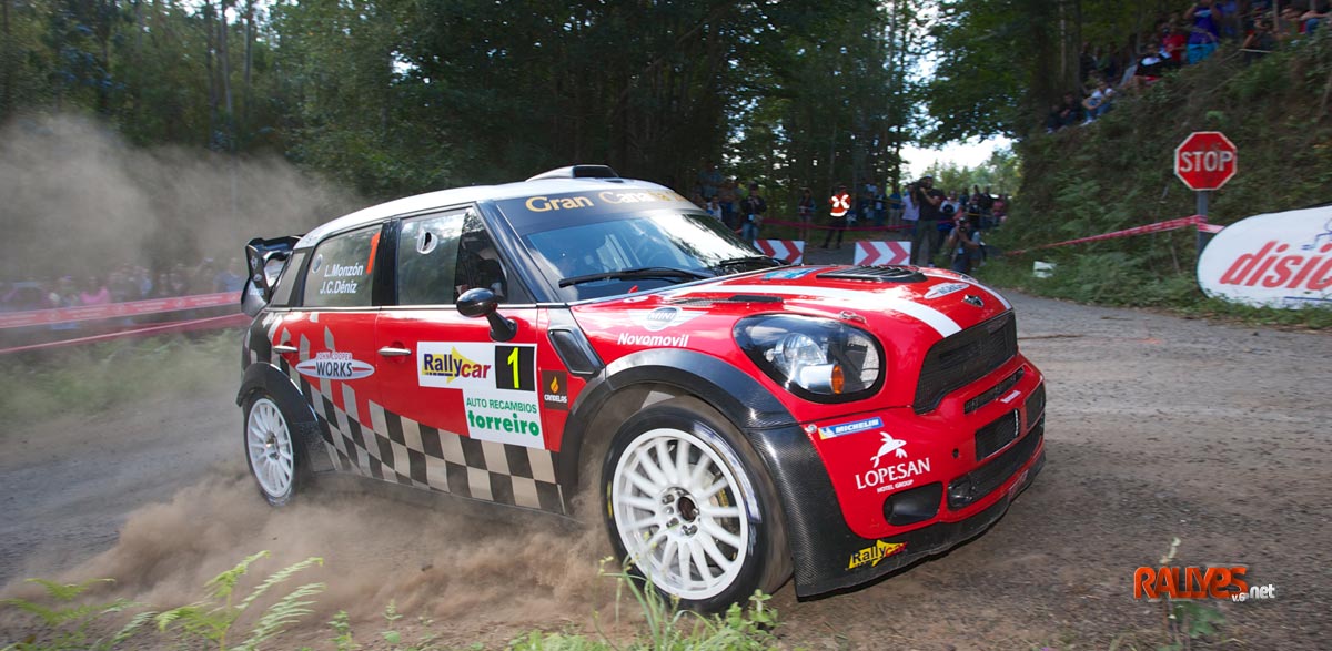 Luis Monzón con el Mini en el Rallye de Cantabria