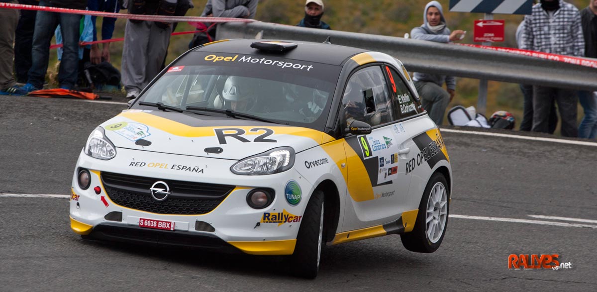 El equipo Opel con dos Adam R2 en el Campeonato de España