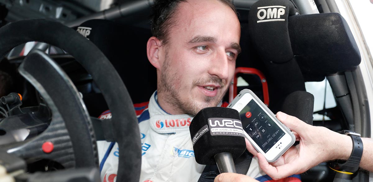 Kubica, contento con su actuación sobre tierra