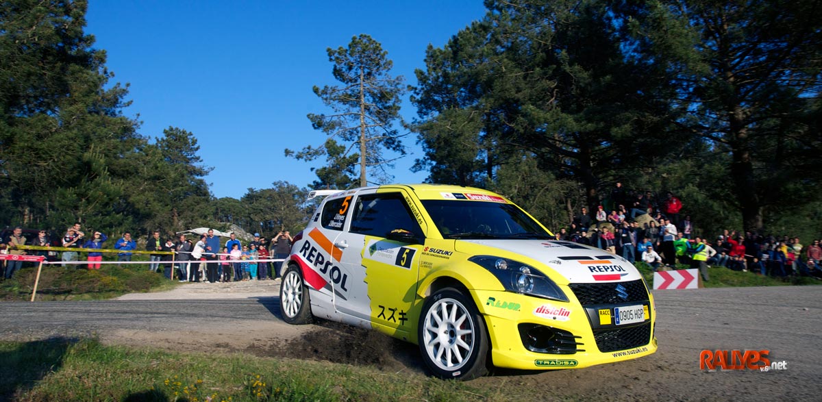 50 Rallye Rías Baixas, Vinyes vence y Vallín lidera en la División II