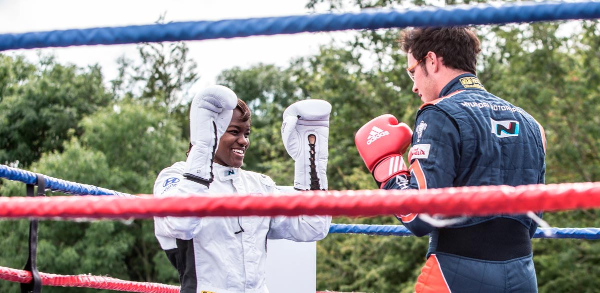 Thierry Neuville y Nicola Adams