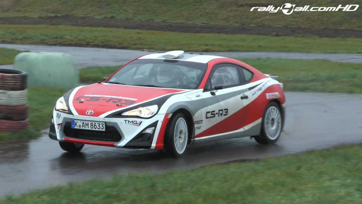 Video, tests del Toyota GT86 CS-R3
