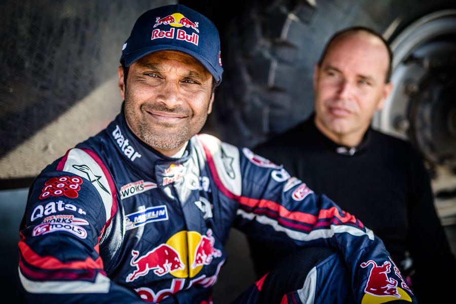 Al-Attiyah descarta a los Peugeot y teme a los Toyota en el Dakar 2016