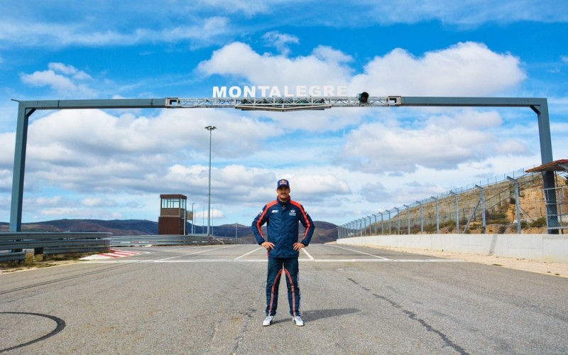 ¿Qué hace Dani Sordo en el circuito de Montalegre?