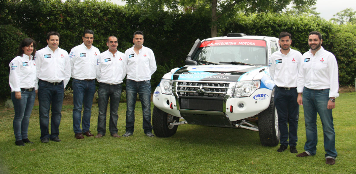 Diego Vallejo, con Mitsubishi y Rubén Gracia al Dakar.