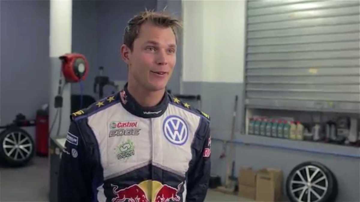 Video, Andreas Mikkelsen promociona el Rally de Suecia 2016 en Halloween