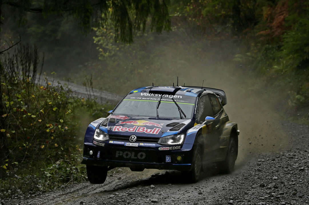 Sebastien Ogier vuelve al VW Polo WRC. Luis Moya tiene la culpa