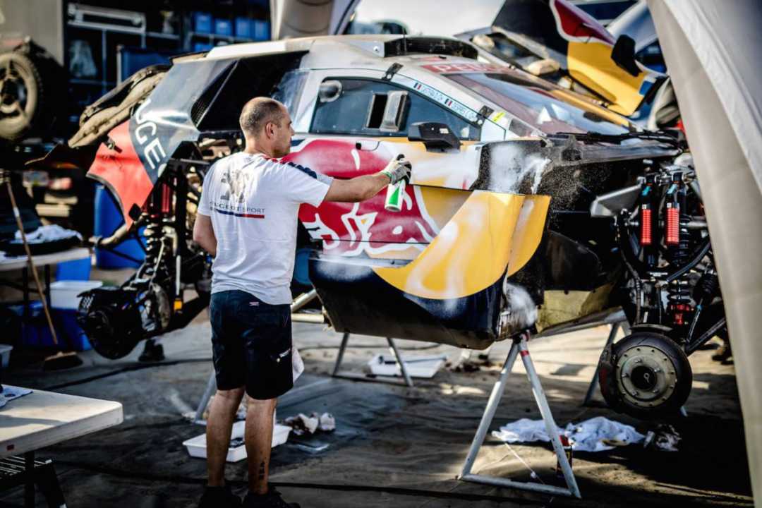 Los Peugeot pisan fuerte en el Silk Way Rally