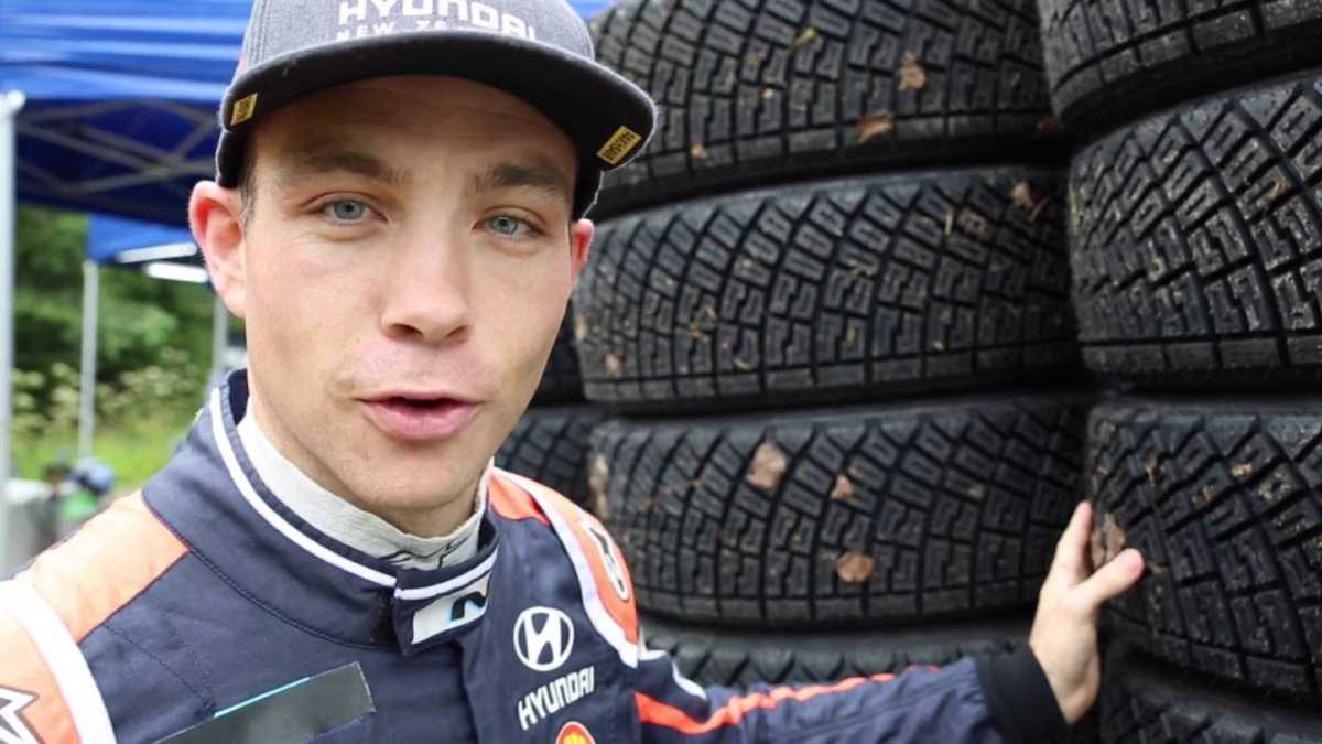 Video, Hayden Paddon explica cómo elegir neumáticos