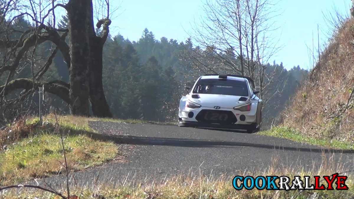 Video, Neuville prueba la versión definitiva del Hyundai i20 WRC de 2017